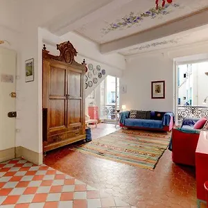 Appartement Les Fresques, Menton